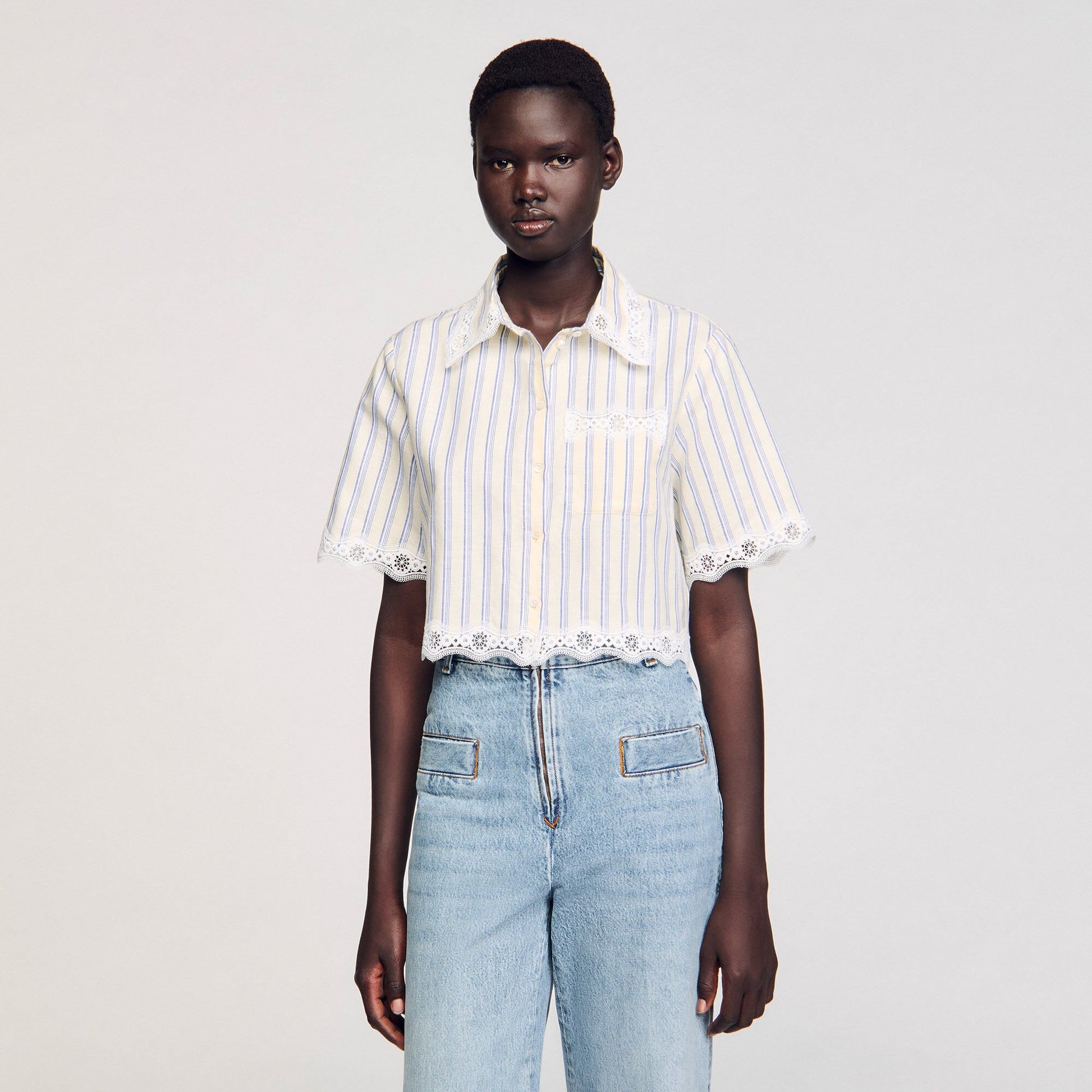 Sandro Striped cropped shirt with lace trim Ecru / Jean