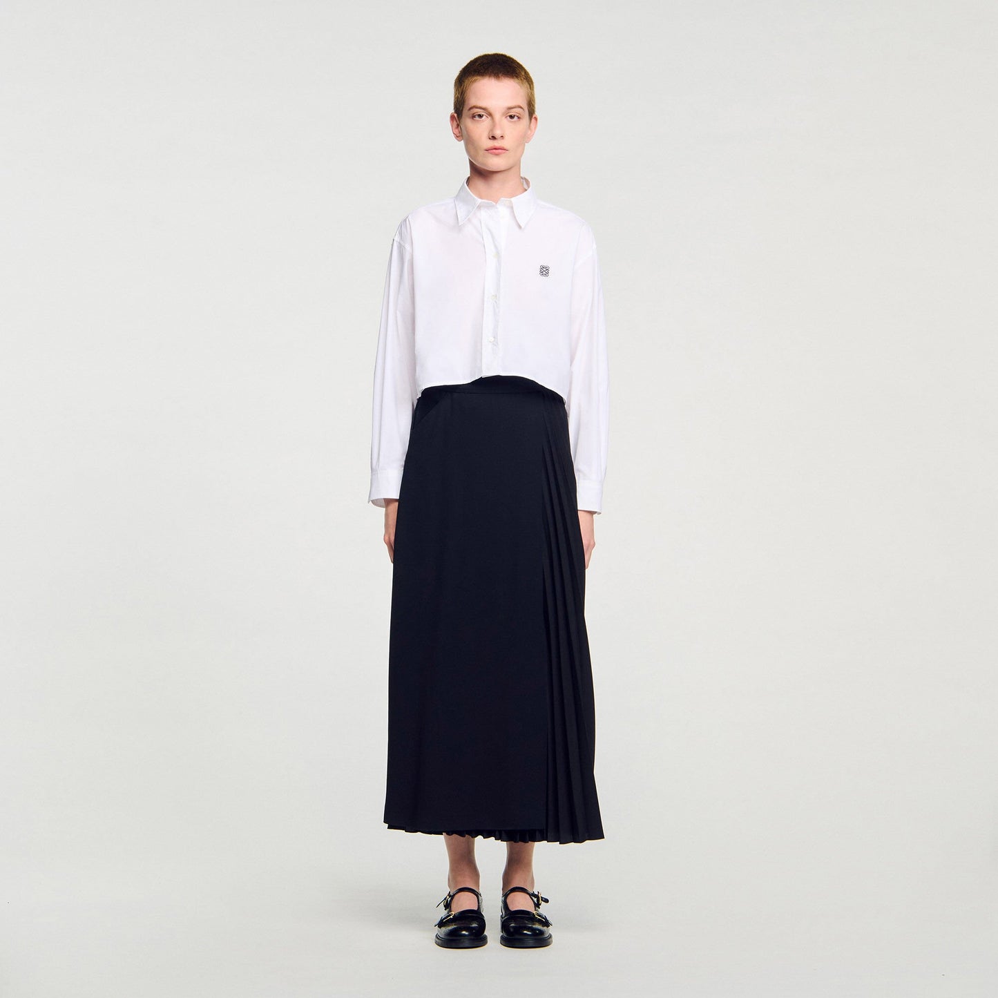 Sandro Curb chain buckle pleated skirt Black