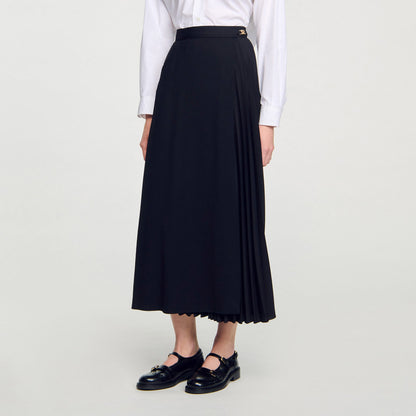 Sandro Curb chain buckle pleated skirt Black