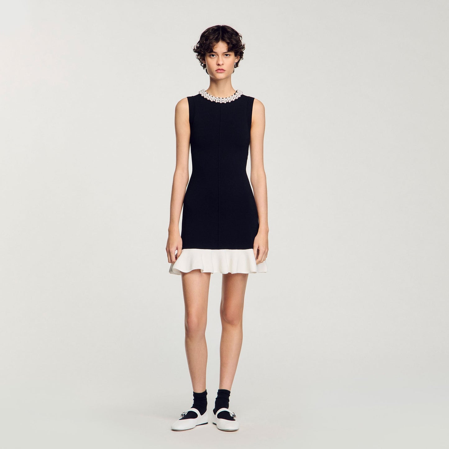 Sandro Mini knit dress with beaded neck Black / Ecru