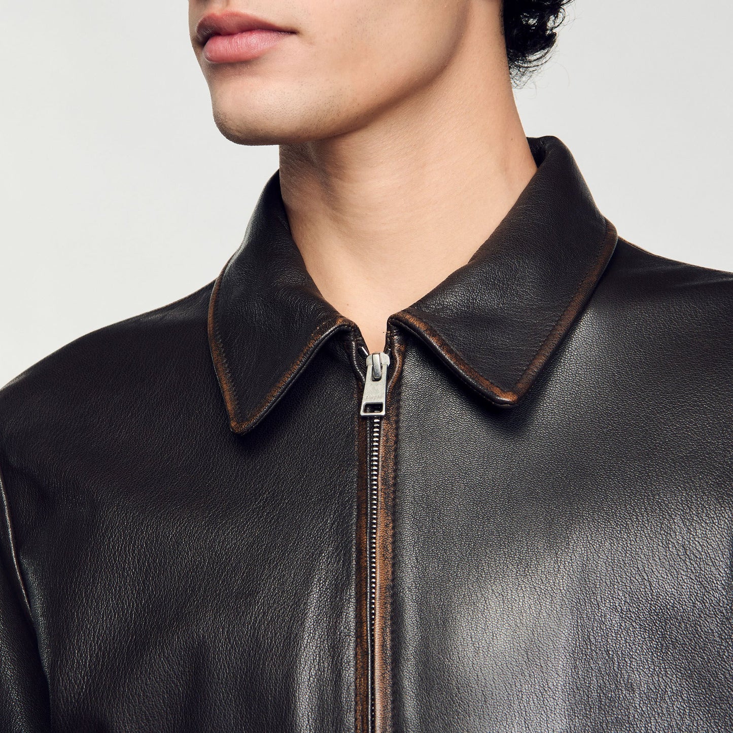 Sandro Distressed-look leather jacket Moka.