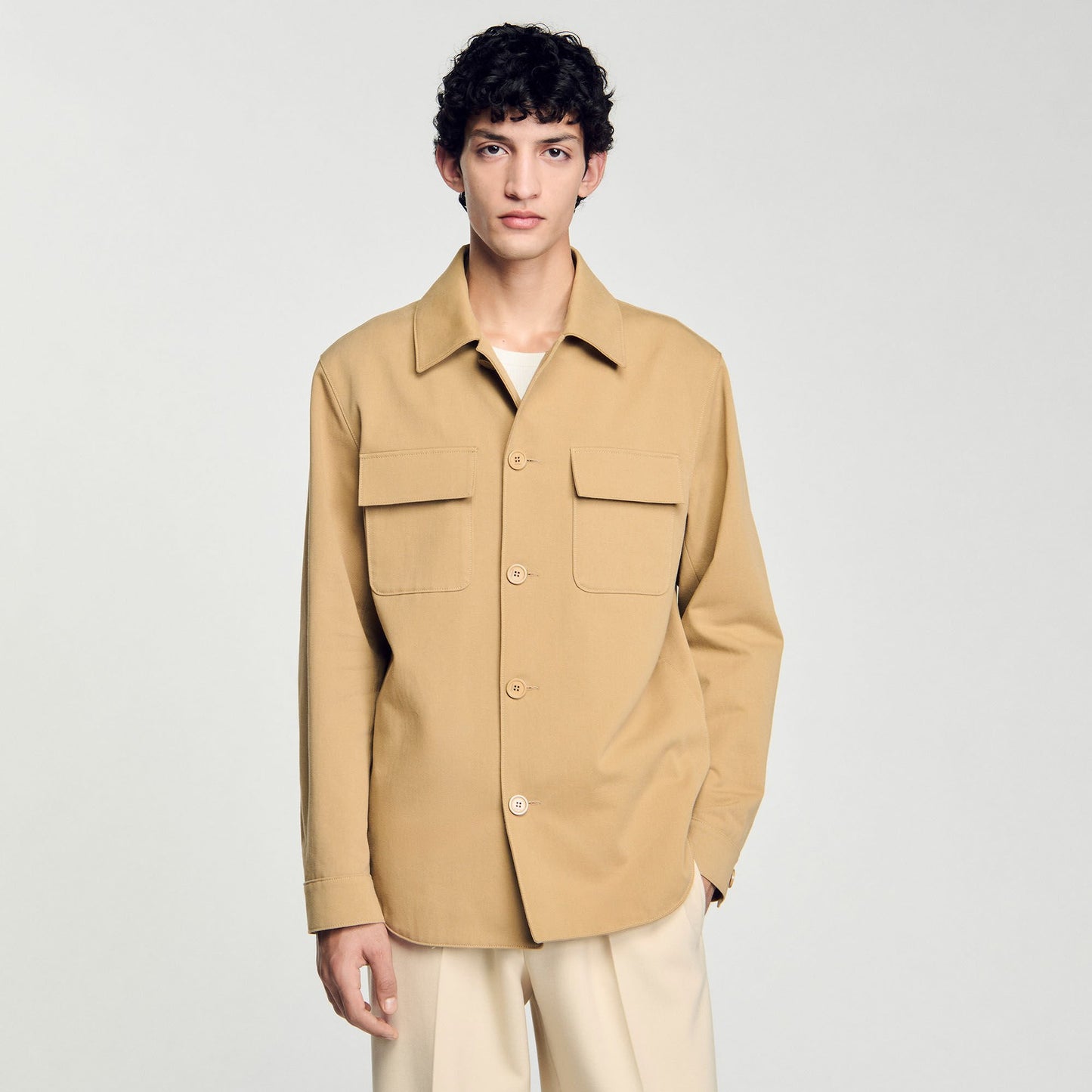 Sandro Oversized shirt with pockets Sand.