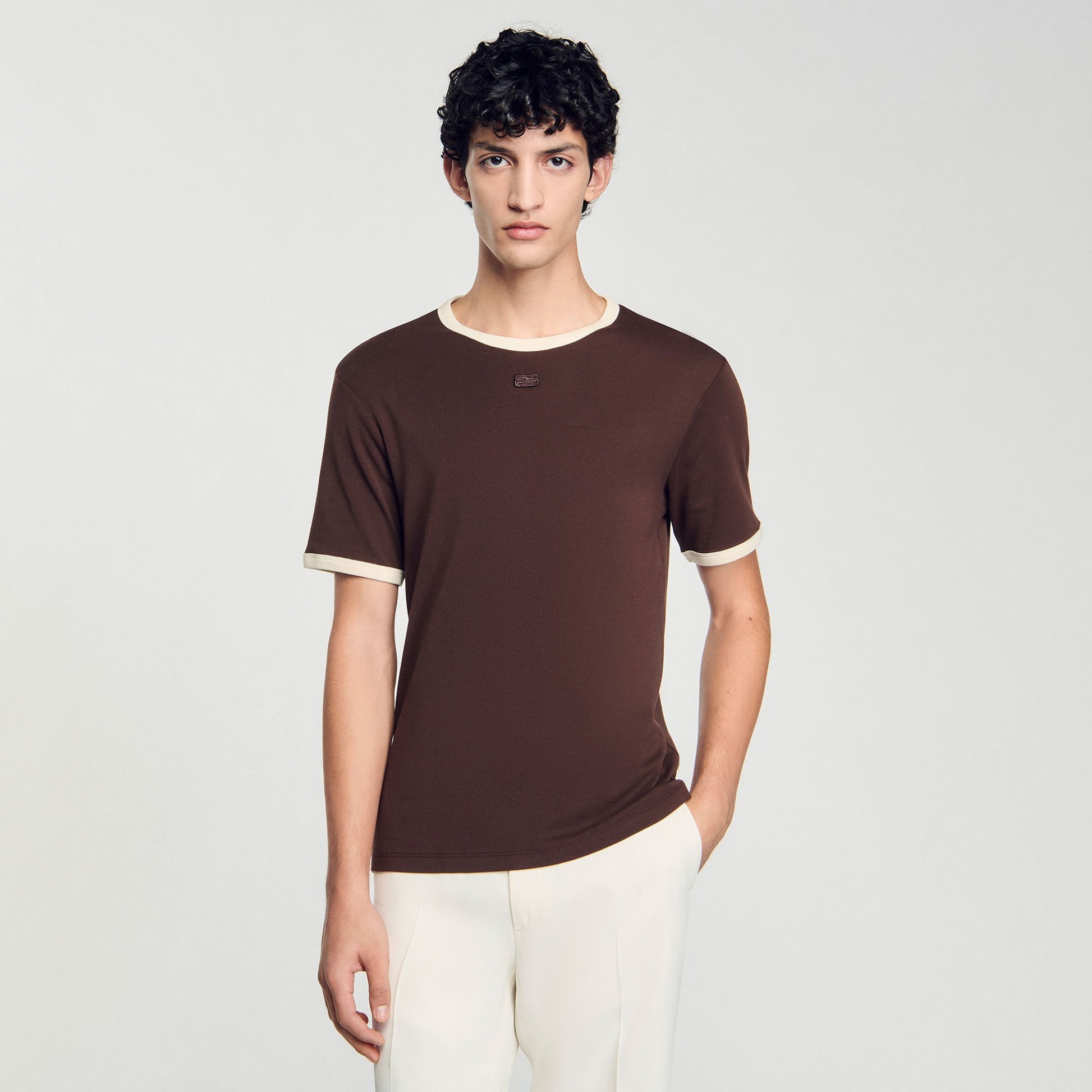 Sandro Two-tone patch T-shirt Moka.