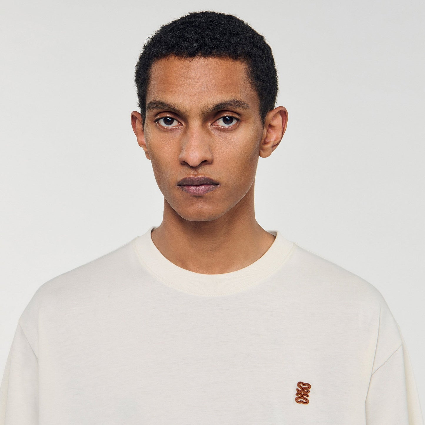 Sandro Leather logo T-shirt Butter Cream